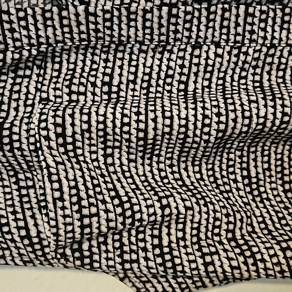 Merona black and white Midi dress with pockets - Picture 3 of 7